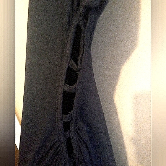 AKIRA Black Cut-Out Maxidress - Picture 4 of 4